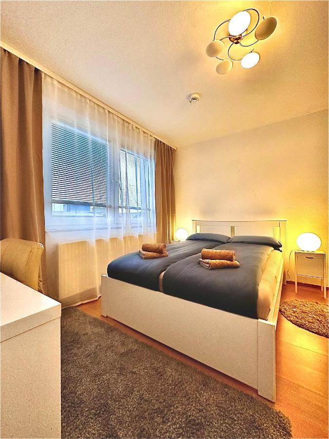 Homezone Seelze Exteriör bild